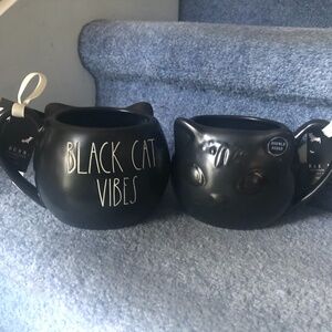 NWT Rae Dunn Halloween Black Cat Mug w/ Light Up Green Eyes
